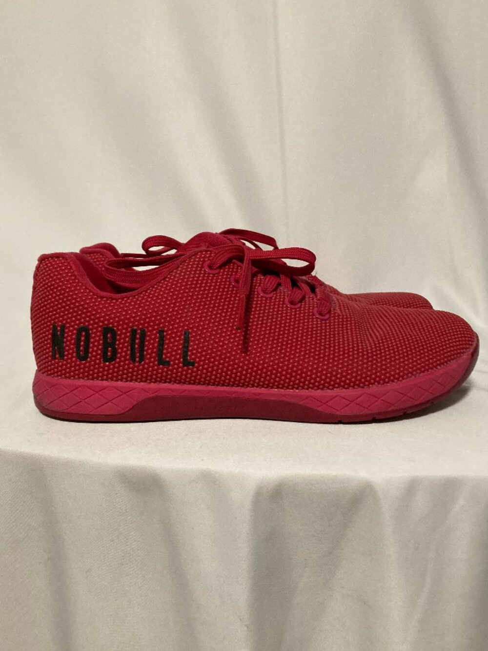 NOBULL Outwork SuperFabric Trainer Bright Pink Sneakers Unisex 8.5M 10W